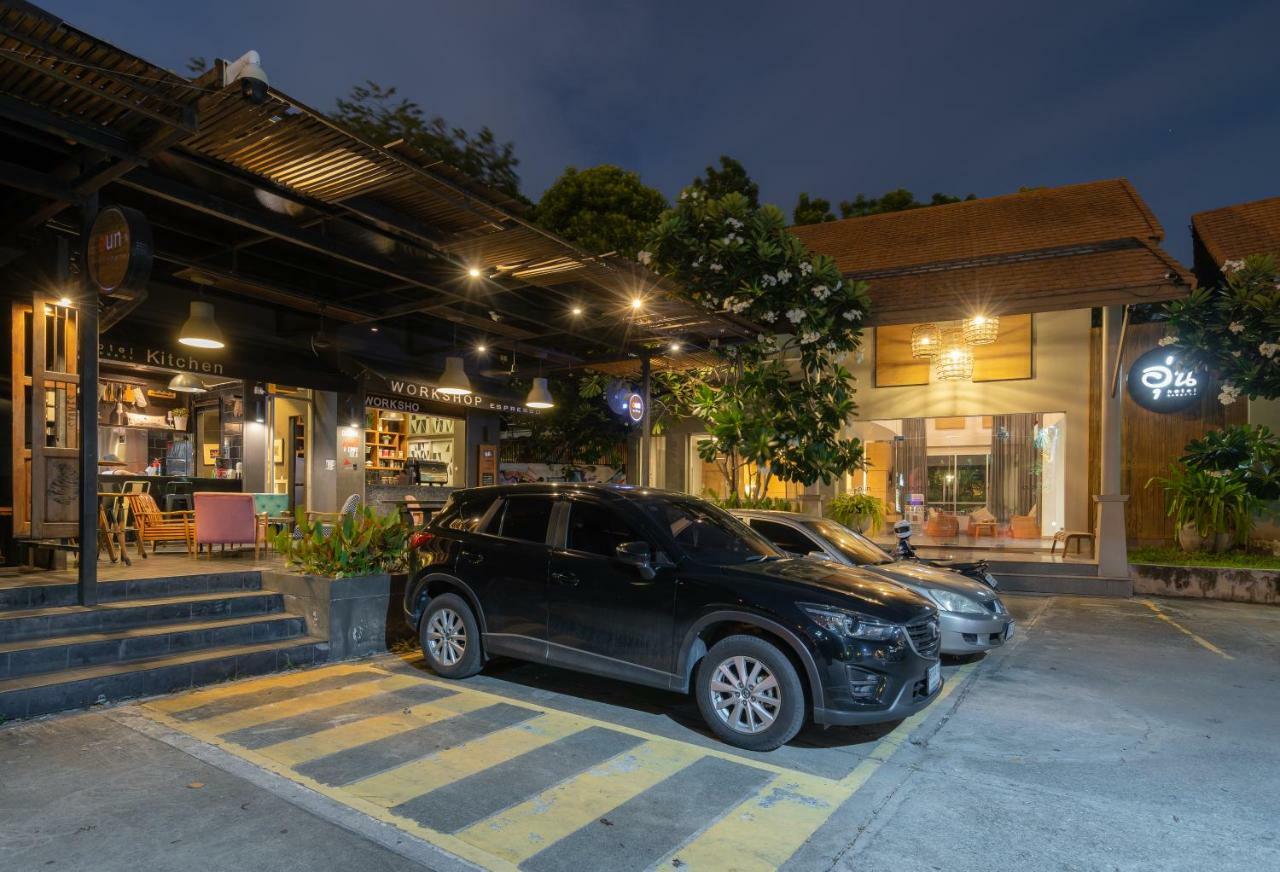 Oun Hotel Bangkok Exterior photo